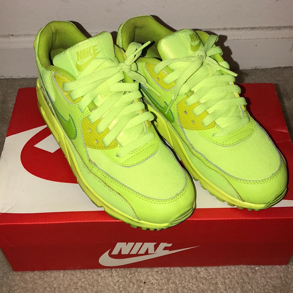Nike Air Max 90 (Neon Yellow)